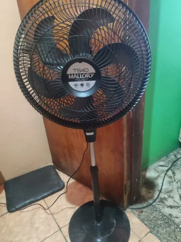 Ventilador de coluna turbo Mallory 40cm funcionando perfeitamente em ótimo estado