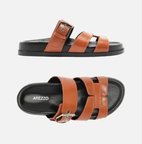 arezzo sandália rasteira couro fivela