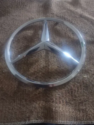 Logotipo Mercedes