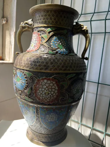 Vaso Chinês  Clousone(Anfora) todo em em bronze