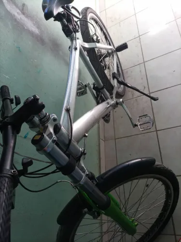 Bicicleta alumínio aro 26