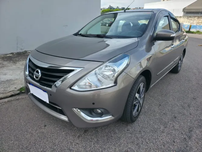 Nissan Versa SL 1.6 16V Flexstart 4P Aut. 2018
