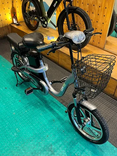E-bike Lev seminova! Bateria nova!
