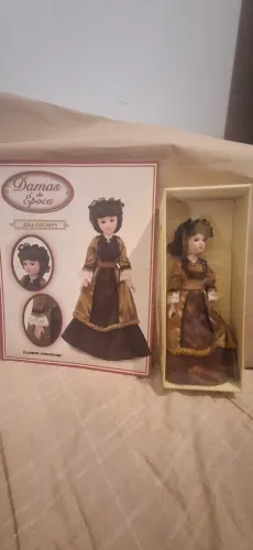 Boneca Damas da Época 