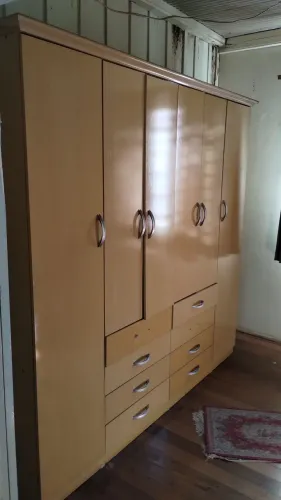 Armário seis portas
