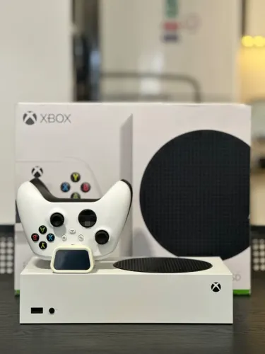 ? Xbox Series S 512GB + 2 Controles Originais + Base Carregadora