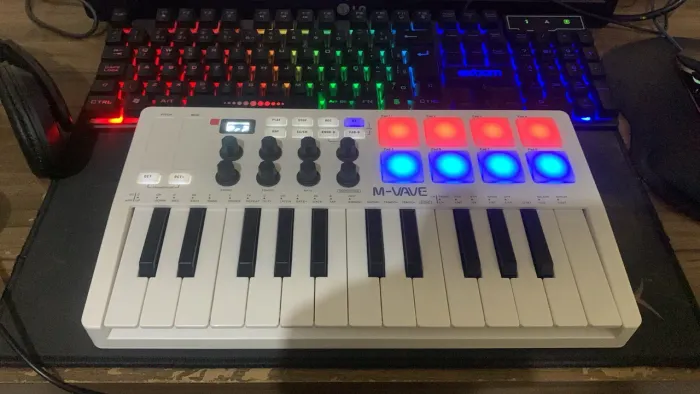 SMK-25 M-VAVE Controlador