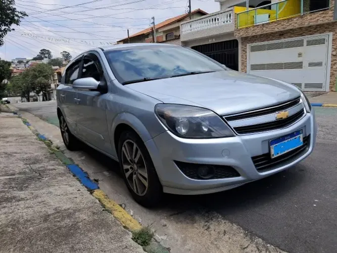 Chevrolet Vectra GT-X 2.0 MPFI 8V Flexpower Aut. 2011