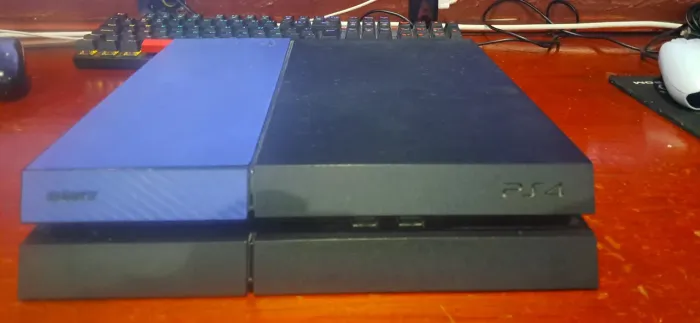 PS4 Fat - APENAS O CONSOLE