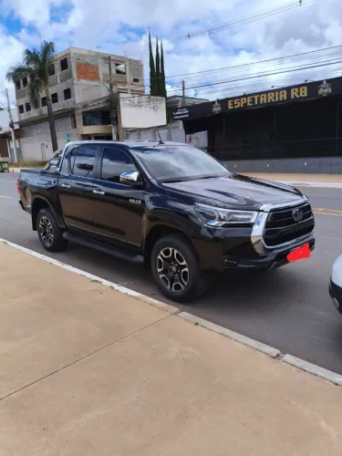 Toyota Hilux CD SRX 4X4 2.8 TDI 16V Diesel Aut. 2021