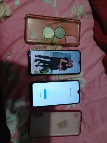 Celulares Samsung A3s e A10 