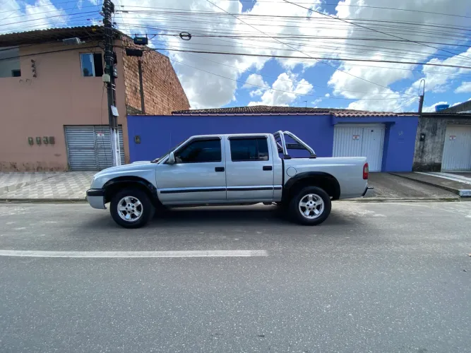 Chevrolet S10 P-up Colina 2.8 TDI 4x2/4x4 CD Dies. 2006