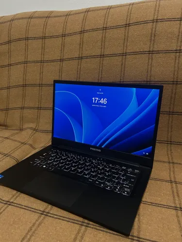 Notebook Positivo i3 11ª Geração / 16GB RAM / SSD / Muito Novo