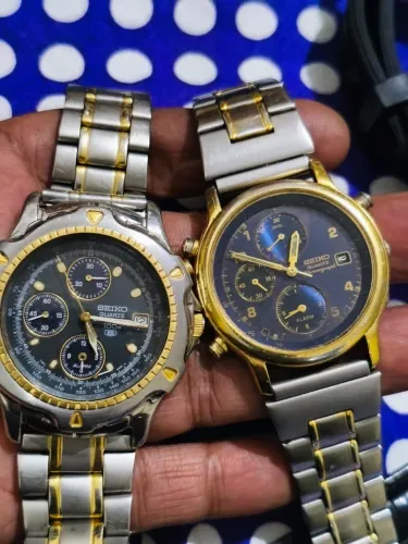 Dois relógios Seiko cronógrafo alarme com deitos