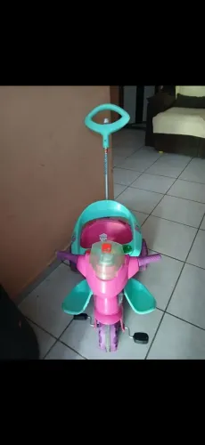 Vendo carrinho de bebê