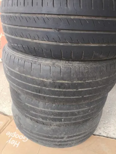 Vendo 4 Pneus aro 15 185/65