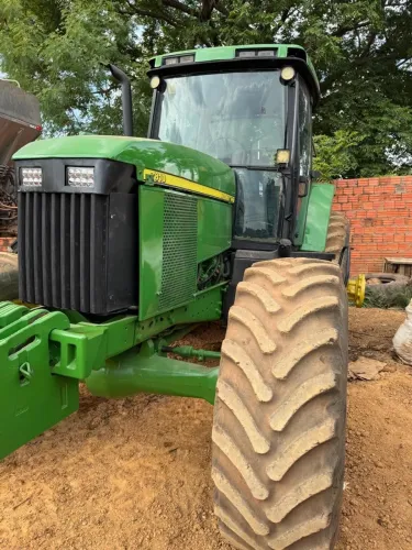 Trator JHON DEERE 7810