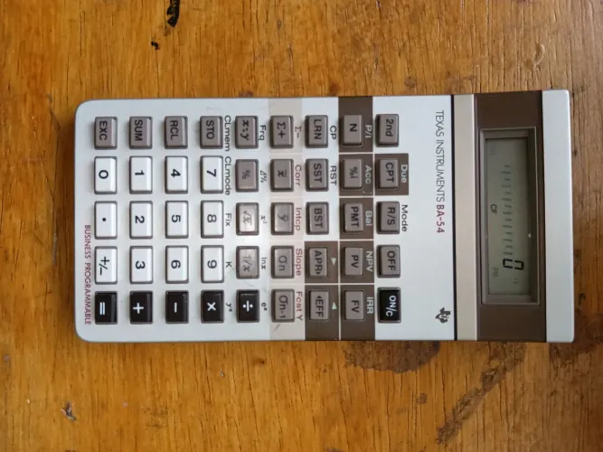 Calculadora usada TEXAS INSTRUMENTS BA - 54.