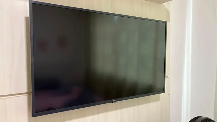 TV LG Smart LED Full HD de 43"