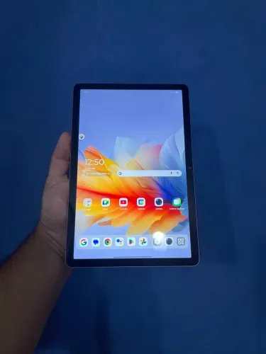 Tablet Lenovo Tab TB311FU 64GB, 4GB RAM, Tela 10.1 na cor Cinza Bateria 5.100 mAh
