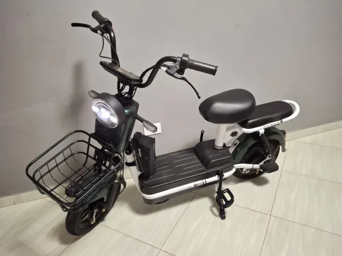 Scooter elétrica - Happy Lucky Day City Bike