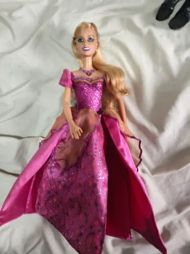 Barbie Castelo de diamantes Liana FUNCIONANDO 