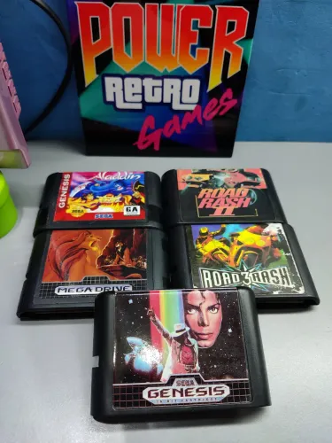 Lote de jogos de Mega Drive paralelos