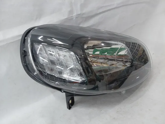 Farol Uno/ Fiorino Vivace 2015/2026 direito PRODUTO ORIGINAL NOVO 