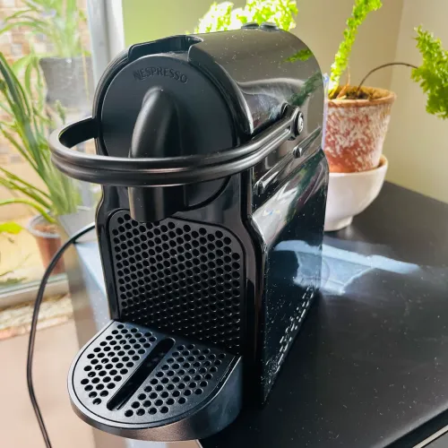 Desapego cafeteira NESPRESSO