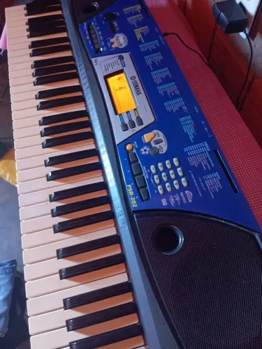 Teclado Yamaha Psr 202