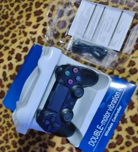Controle PS4 + Pelicula + Cabo