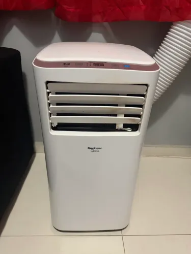 Ar condicionado portátil 12.000 BTUs Midea com Kit Completo