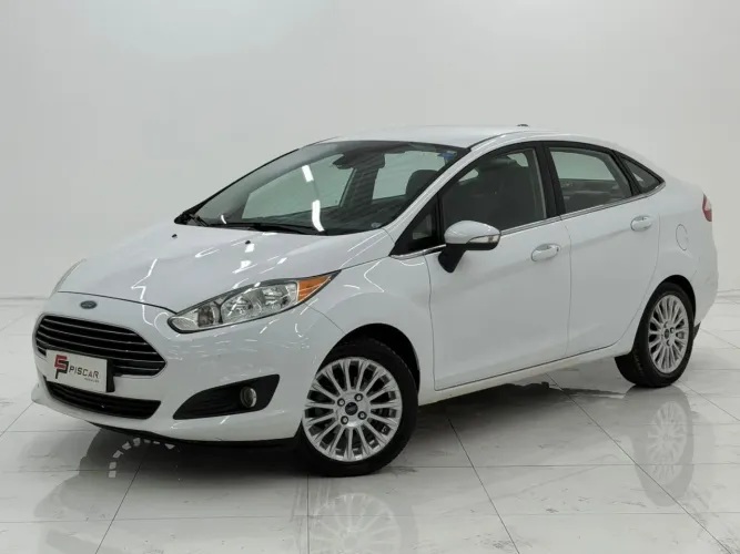 Ford Fiesta Sedan Titanium 1.6 Powershift 2015