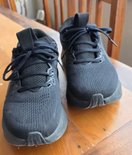 Asics Gel-Nimbus 28 preto tam. 39