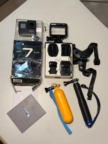 GoPro Hero 7 Black + acessórios 