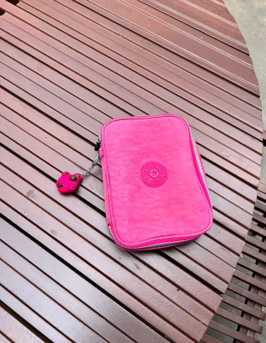 Estojo Kipling 100 Pens em ótimo estado