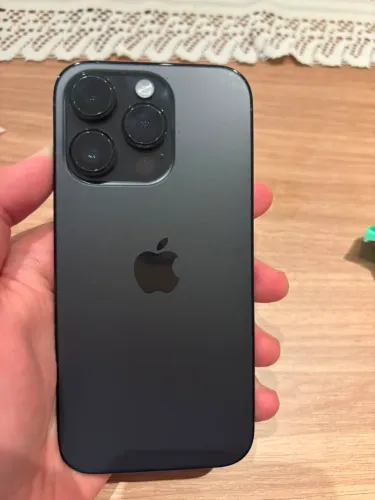 Vendo iPhone 14 PRO EM PERFEITO ESTADO POUCO TEMPO DE USO