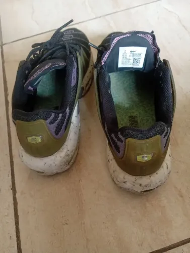 Tênis masculino 