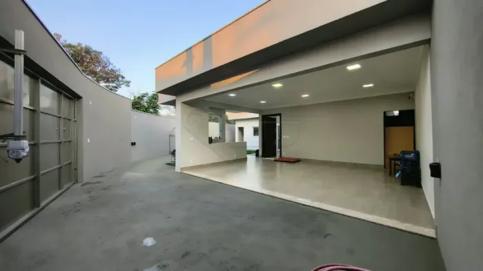 Casa terrea com 3 suites no Jardim Brasil