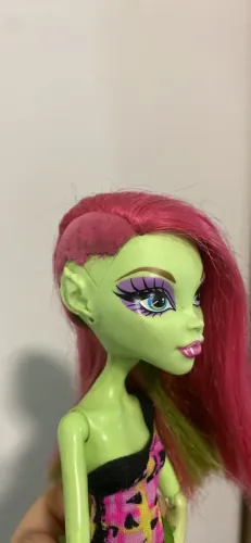 Monster High Vênus Music festival