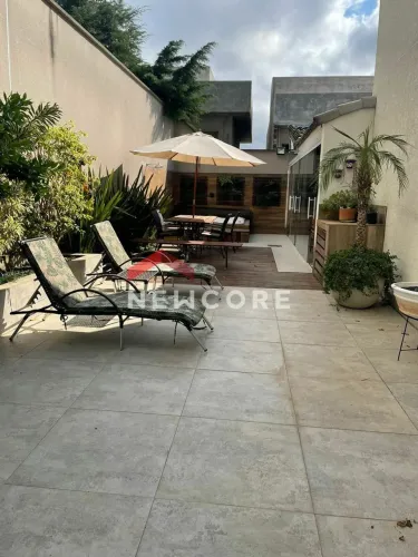 Casa de condomínio em Rua Guajuvira - Vila Esperia ou Giglio - Atibaia/SP