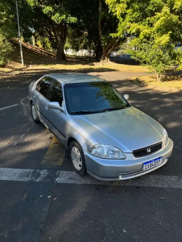 Honda Civic Sedan LX 1.6 16V Mec. 4P 1998