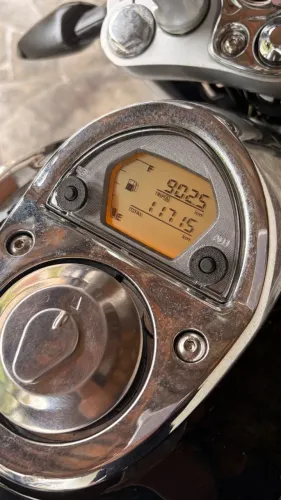 Moto novíssima! Nada pra fazer, só andar!