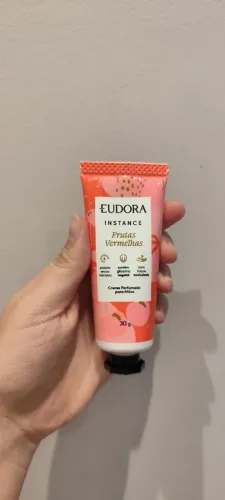 Hidratante Perfumado para Mãos Eudora Instance Frutas Vermelhas