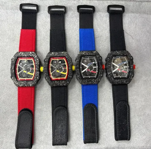 Relógio Estilo RM 67-02  Personalidades 