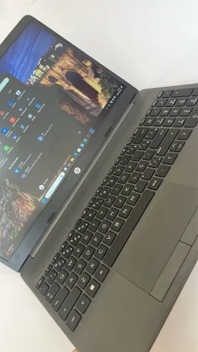 HP G9 - CORE i3 de última Geração em perfeito estado.