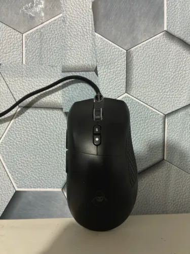 mouse gamer pichau preto RGB 12,400DPI