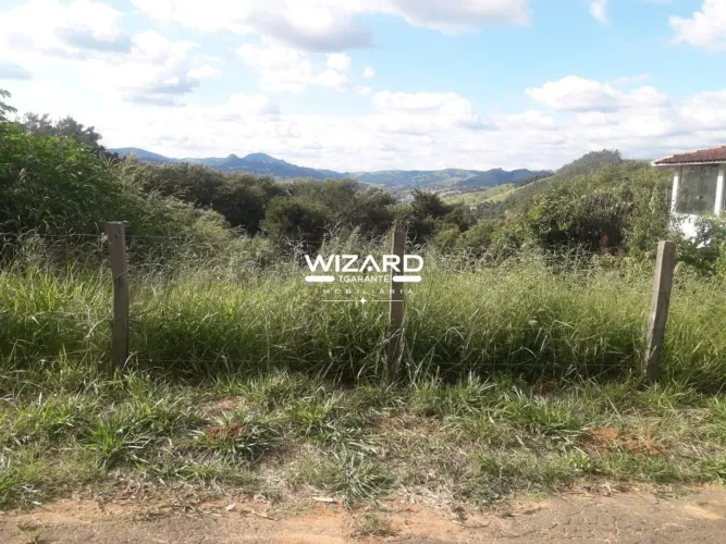Terreno à venda no Jardim da Laje, Lindóia