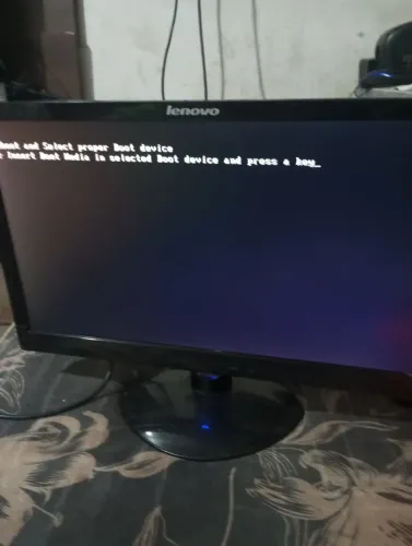 Monitor LCD Lenovo