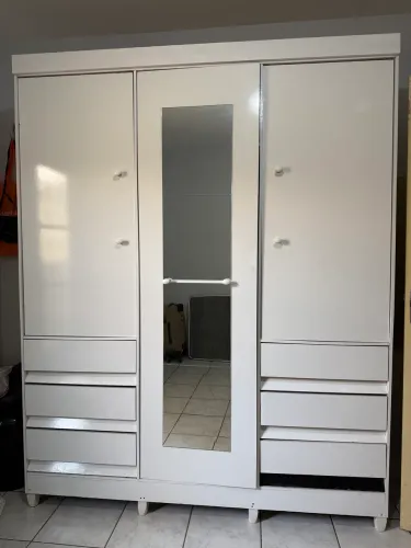 Guarda Roupa Solteiro